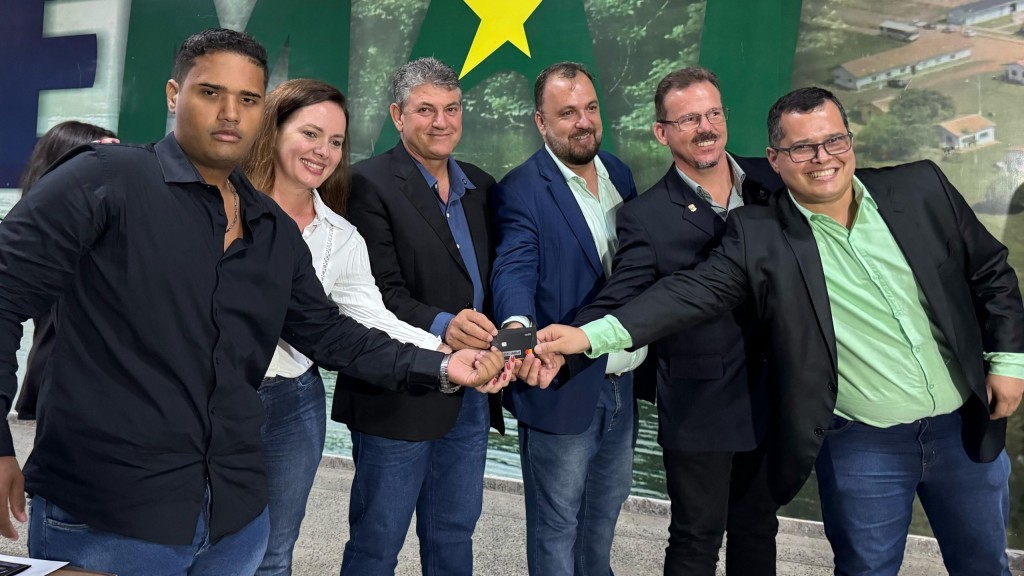 Deputado Moretto destina R$ 450 mil para auxílio transporte de estudantes da Unemat em Pontes e Lacerda
