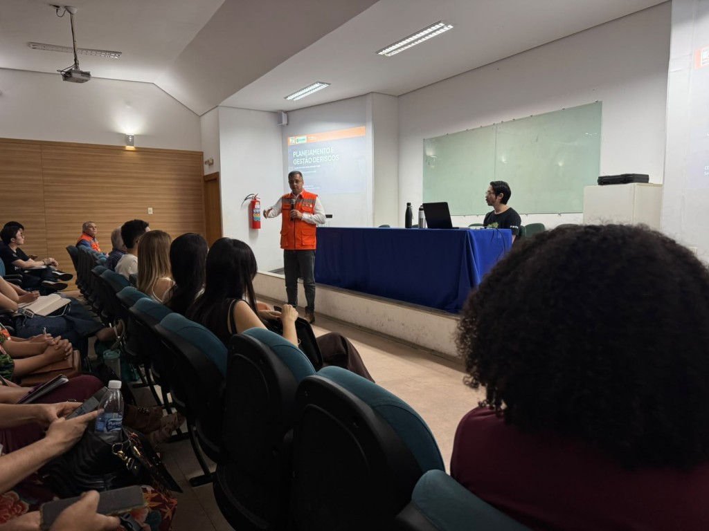 Cuiabá avança no mapeamento de áreas de risco com treinamento de técnicos e estudantes