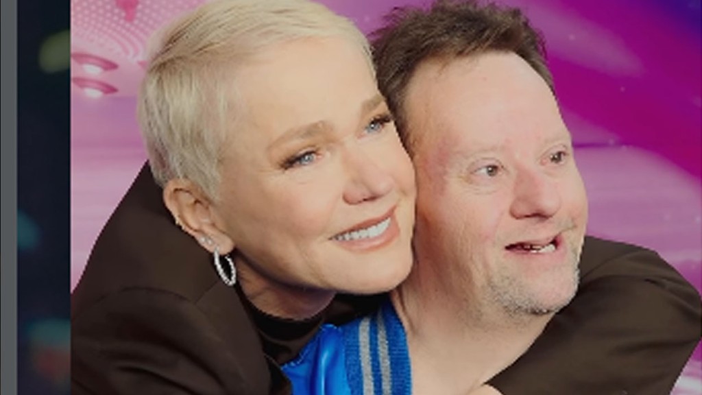 Xuxa se emociona ao reencontrar fã com síndrome de Down ‘Foi MUITO especial ‘