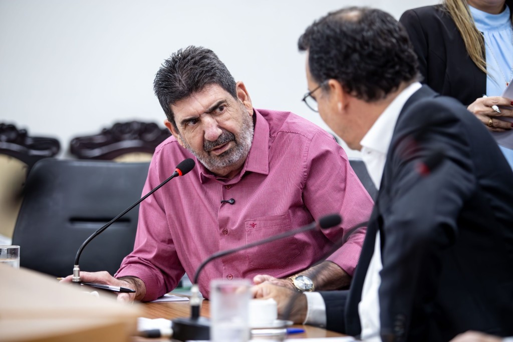 Dr. João cobra efetividade de leis sobre autismo