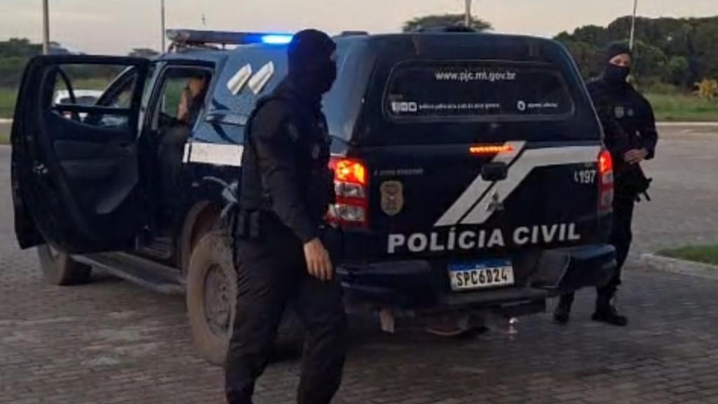 Polícia Civil cumpre 18 mandados contra membros de facção criminosa em Matupá
