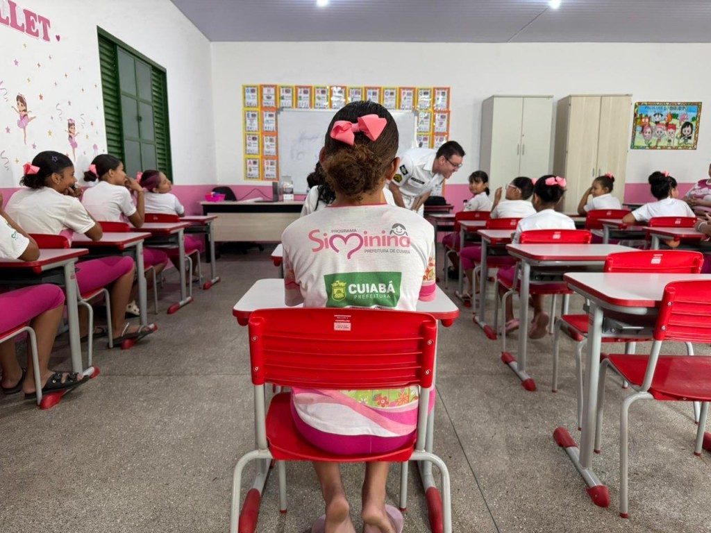 Siminina promove palestras de valorização da vida e fortalecimento emocional para crianças e adolescentes