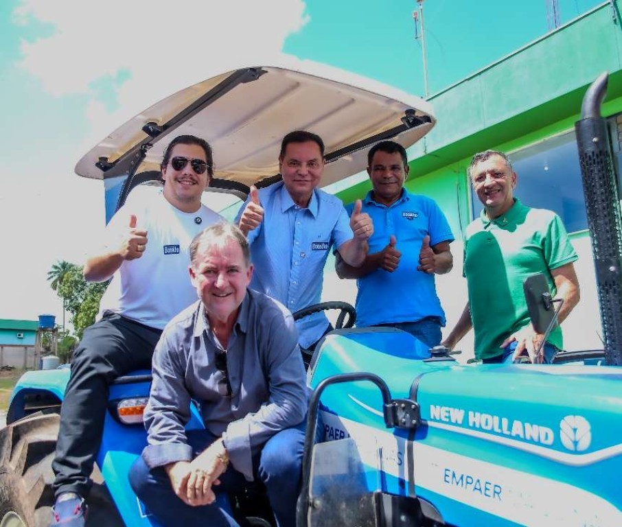 Entrega de equipamentos fortalece agricultura familiar e impulsiona desenvolvimento em Diamantino