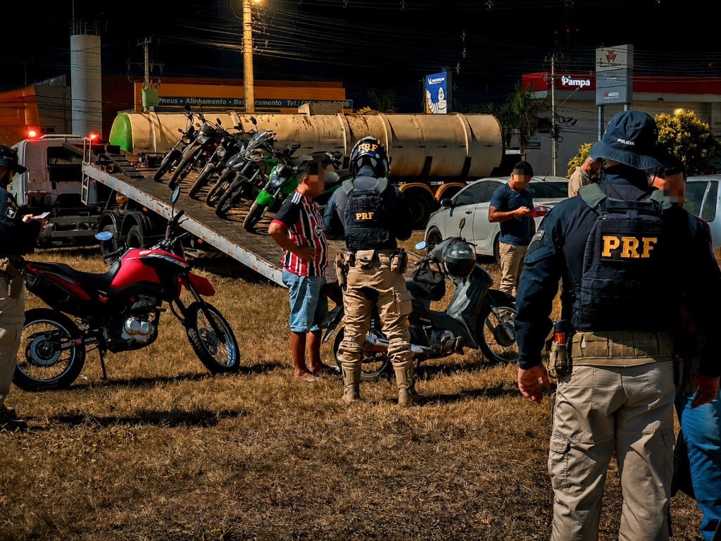PRF realiza Operação de Segurança Viária e combate ao crime na BR-163 em Nova Mutum (MT)