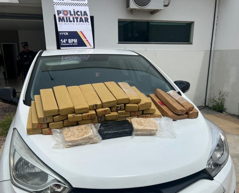 Polícia Militar prende dois faccionados com 42 tabletes de entorpecentes