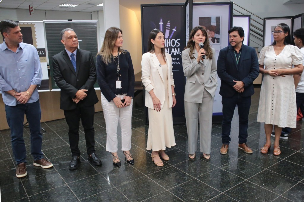 Exposição no Parlamento dialoga com percepções sobre violência doméstica