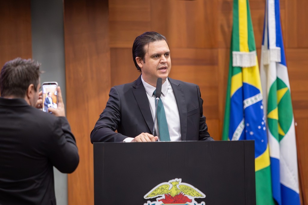 Deputado Thiago Silva defende a ampliação das escolas cívico-militares em Mato Grosso
