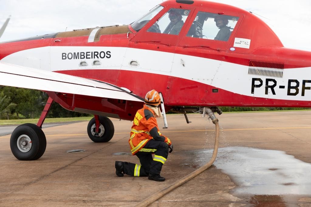 Corpo de Bombeiros qualifica militares para reforçar suporte às operações aéreas de combate aos incêndios florestais
