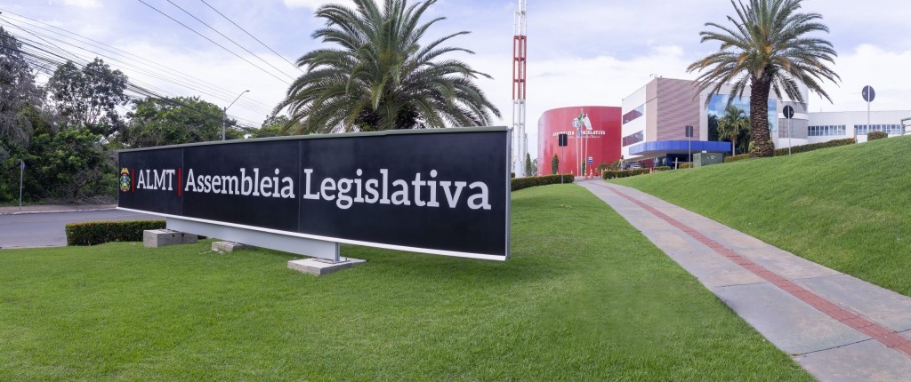 Semana na ALMT terá posse  de novo governador e sessões ordinárias