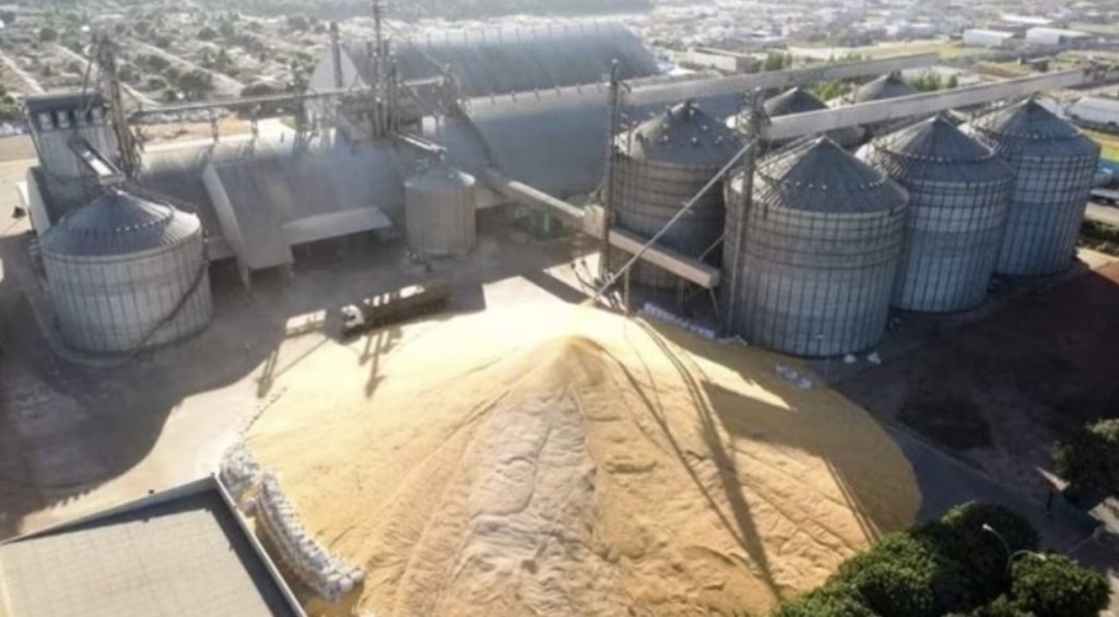 Armazenagem estagnada ameaça escoamento da safra de grãos
