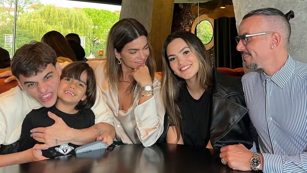 Kelly Key viaja de motorhome por Portugal com família e se diverte: ‘Uma aventura’