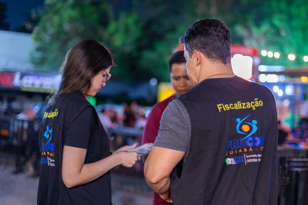 Procon realiza operação sobre campanha a favor das mulheres em bares e restaurantes de Cuiabá