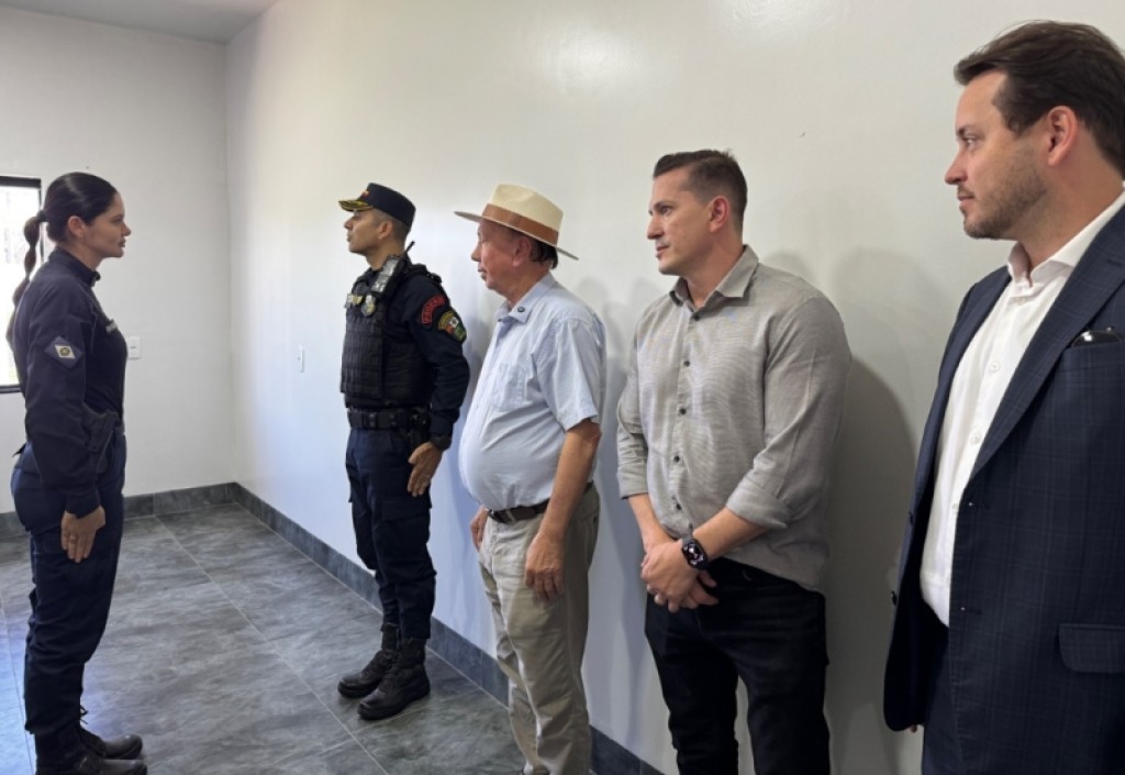 Prefeito visita Comando Regional da PM, conhece novos militares e reforça parceria entre Prefeitura e forças de segurança