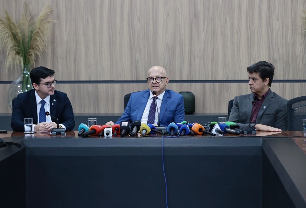 Governador Otaviano Pivetta anuncia novos secretários de Saúde, Fazenda e Casa Civil