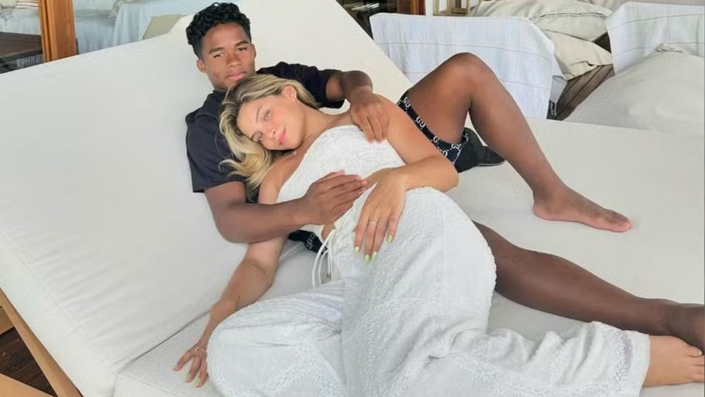 Endrick e Gabriely Miranda revelam sexo do primeiro filho: ‘Vídeo cheio de emoção’