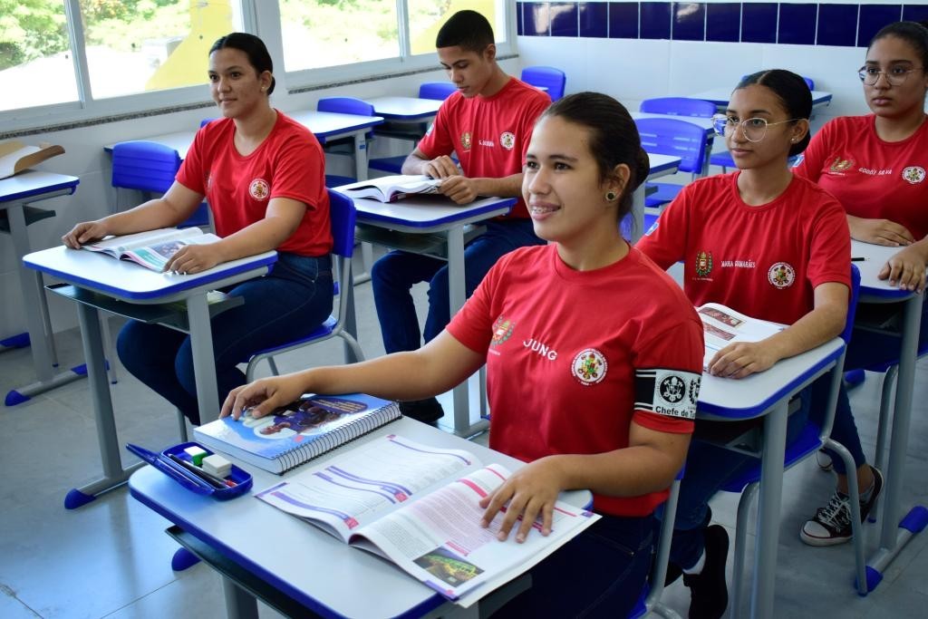 Mais de 15 mil jovens farão neste domingo (05) processo seletivo para escolas estaduais militares