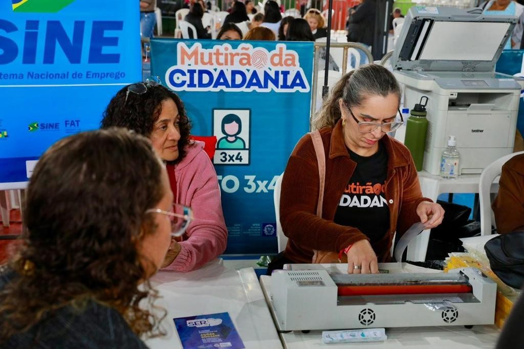 Mutirão da Cidadania leva serviços gratuitos da Setasc à população do bairro Tijucal