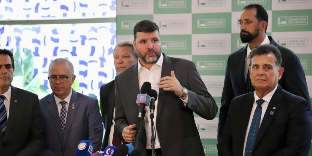 Agro cresce, mas deputados apontam juros altos e falta de seguro rural como entraves ao setor
