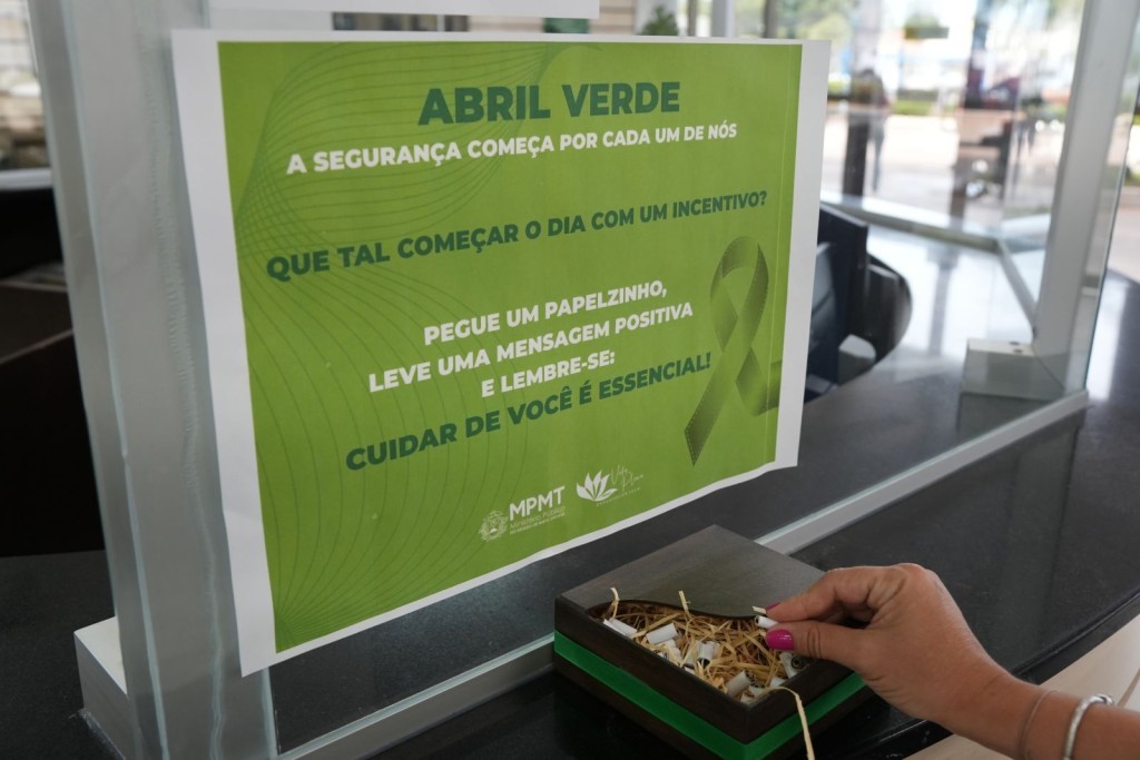 Vida Plena disponibiliza mensagens em pontos estratégicos da PGJ