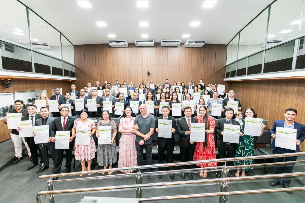 Prefeito reconhece papel da UMADECRE no fortalecimento de ações sociais e apoio à juventude