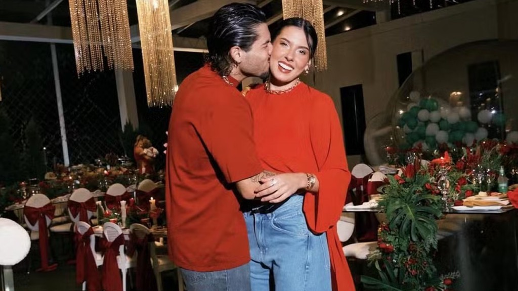 Zé Felipe e Ana Castela passam 1º Natal juntos em fazenda de Leonardo: ‘Natal’