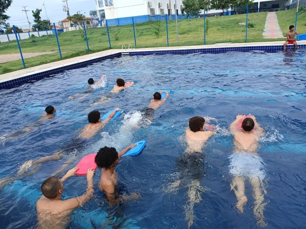 Projeto Escola da Família movimenta escolas estaduais comm atividades aos fins de semana
