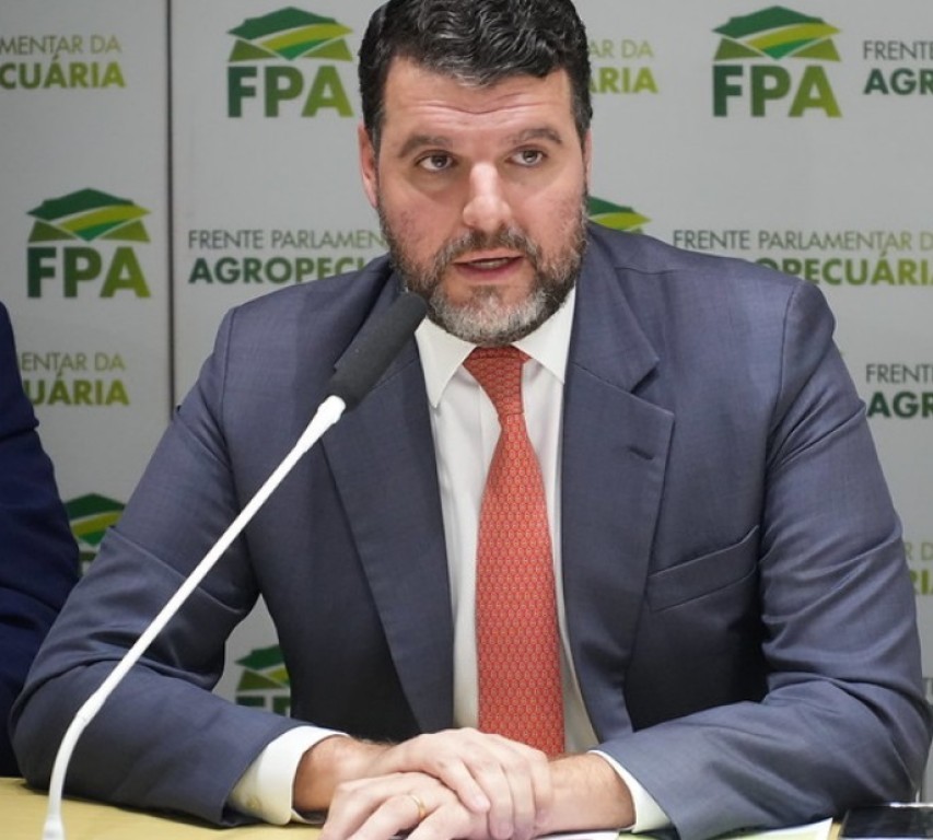 Governo faz jogo de cena ao ameaçar reduzir tarifas de importação de alimentos