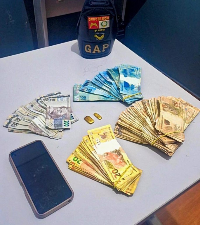 PM apreende barras de ouro e mais de R$ 34 mil após denúncia de violência doméstica