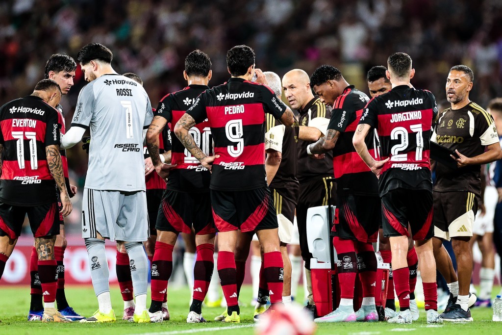 Flamengo conquista tricampeonato carioca nos pênaltis 