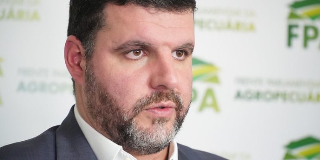 Parlamentares pedem R$ 130 bilhões ao Mapa para aliviar crise no campo