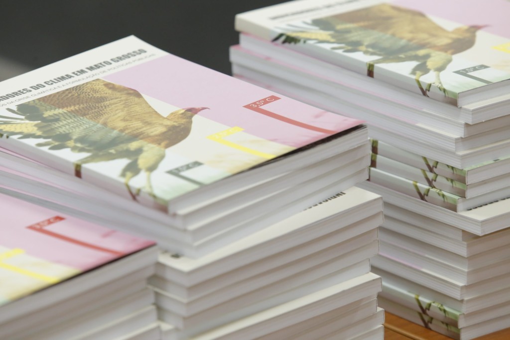 ALMT lança livro com indicadores climáticos e propostas para o futuro de Mato Grosso