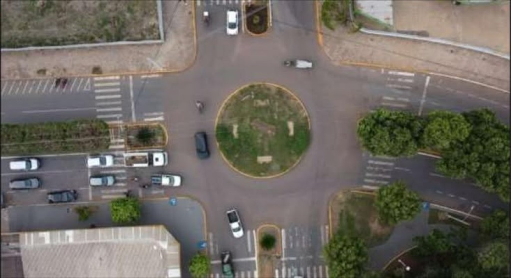 Prefeitura de Sinop inicia implantação de novo semáforo na Avenida das Figueiras com Avenida dos Jacarandás na segunda-feira (1º)