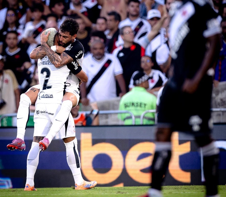 Corinthians vence o Vasco, conquista a Copa do Brasil e quebra jejum nacional 