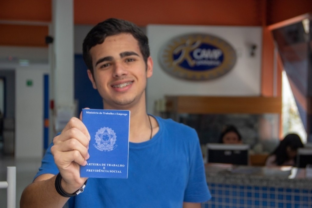 Sinop preenche 70% das vagas destinadas à contratação de adolescentes como aprendizes