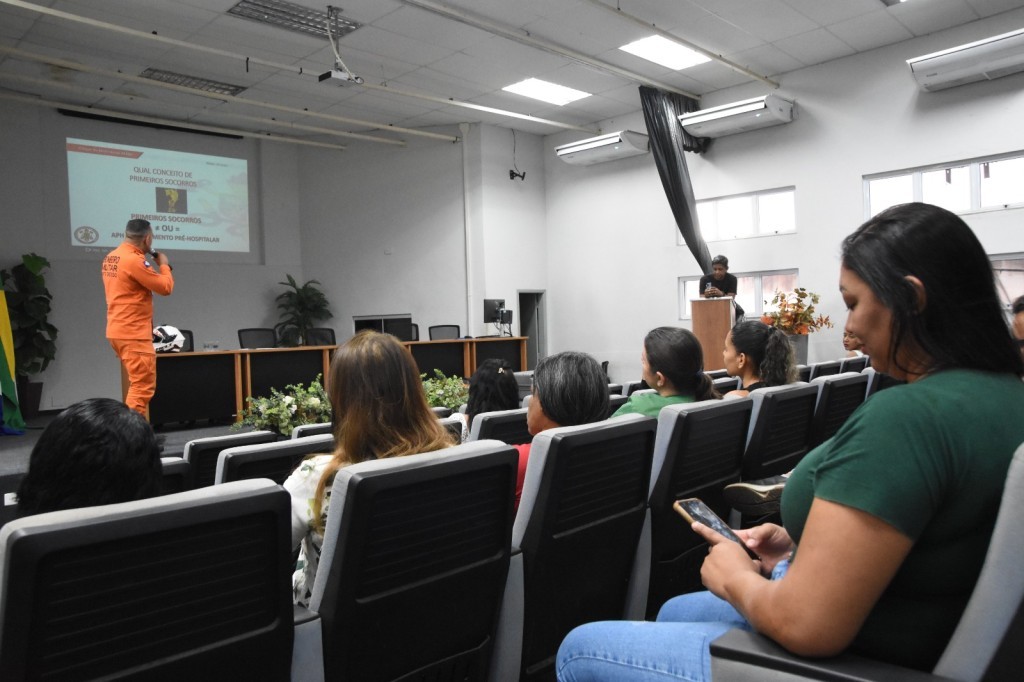 Secretaria de Educação realiza capacitação para formação da 1ª Turma de Brigadistas da Rede Municipal