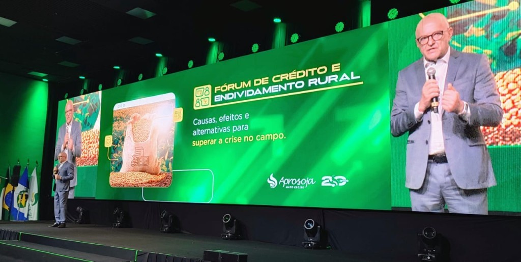 Fórum em Cuiabá debate alternativas para enfrentar endividamento rural