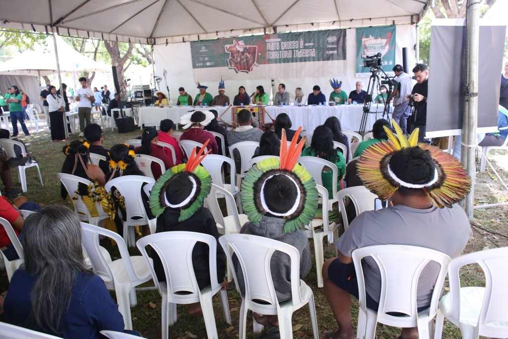 Lúdio defende demarcações de terras indígenas em MT durante Acampamento Terra Livre