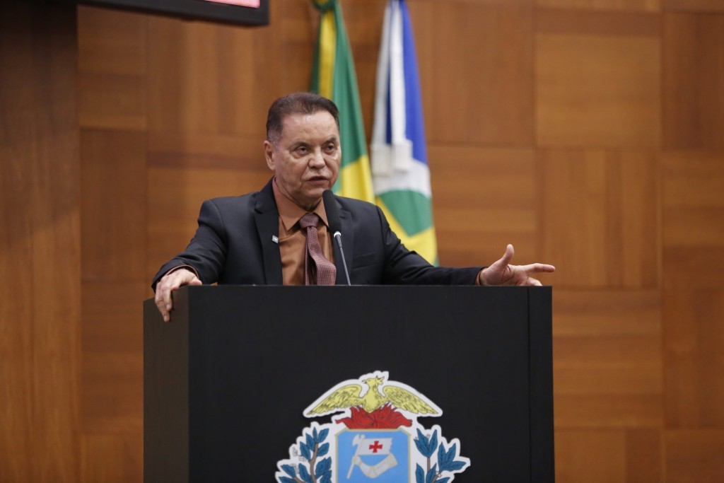 Botelho cobra apuração sobre denúncias de despejo irregular de esgoto no rio Araguaia