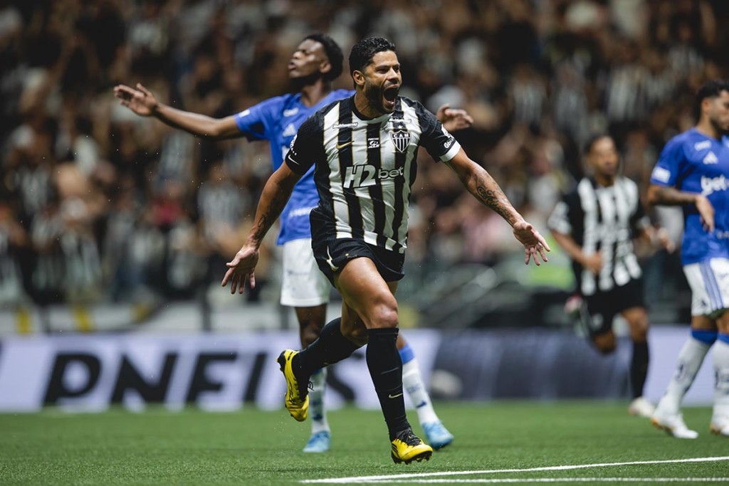 Hulk brilha e Atlético-MG vence o Cruzeiro de virada no clássico mineiro