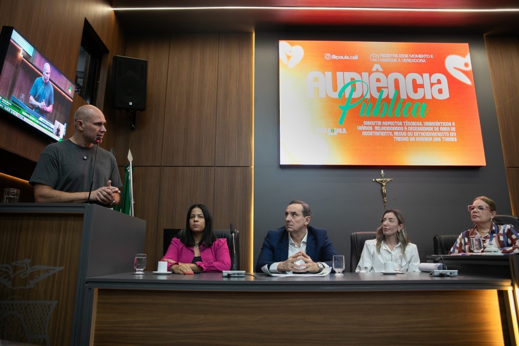 Prefeito Abilio defende solução técnica para estacionamentocentral Av. das Torres