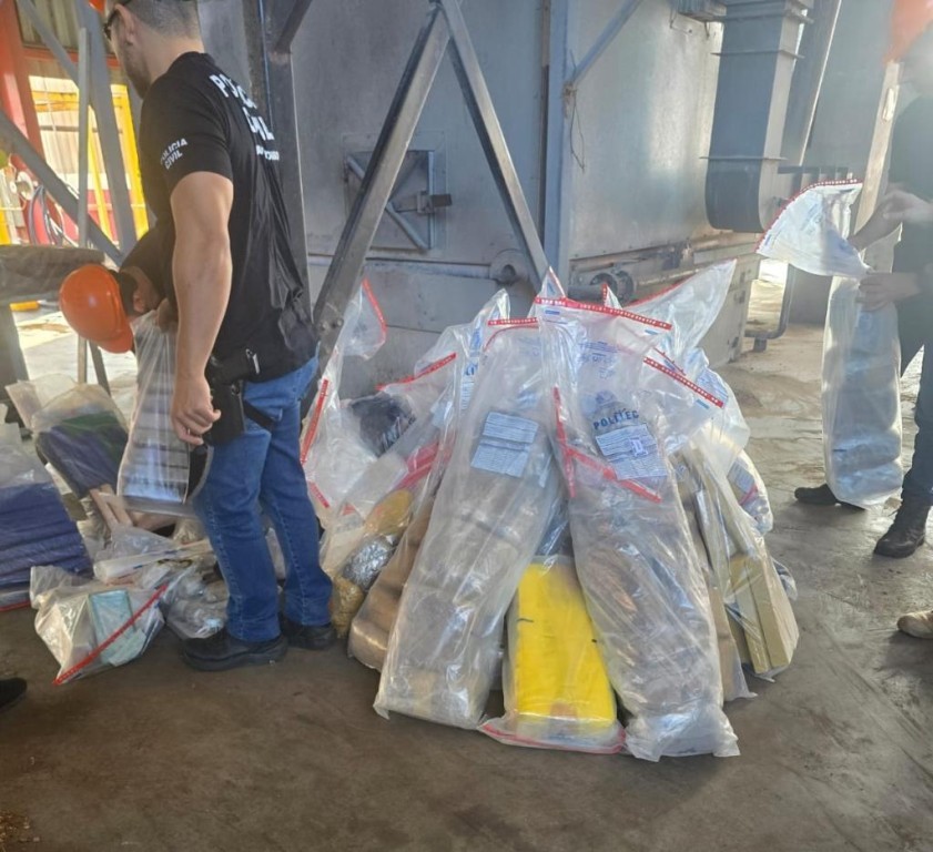 Polícia Civil incinera três toneladas de drogas apreendidas em ações das Forças de Segurança