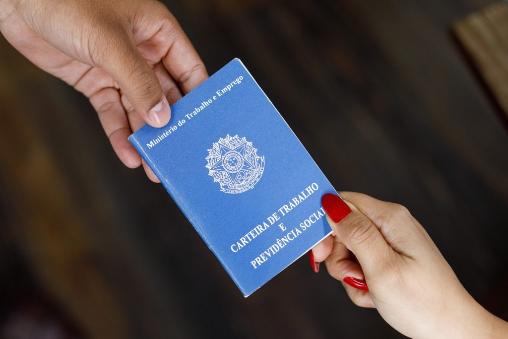 Prefeitura de Cuiabá oferta 59 empregos para quem não possui experiência