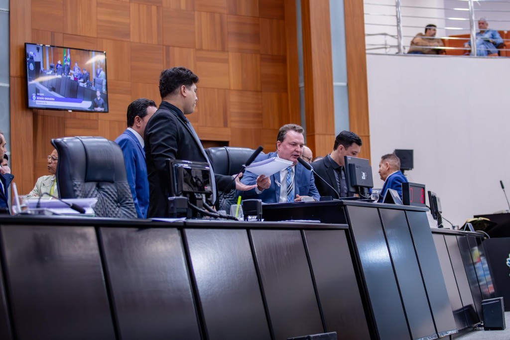 Deputados aprovam reajuste de 6,8% para os servidores do TJMT em segunda e última votação