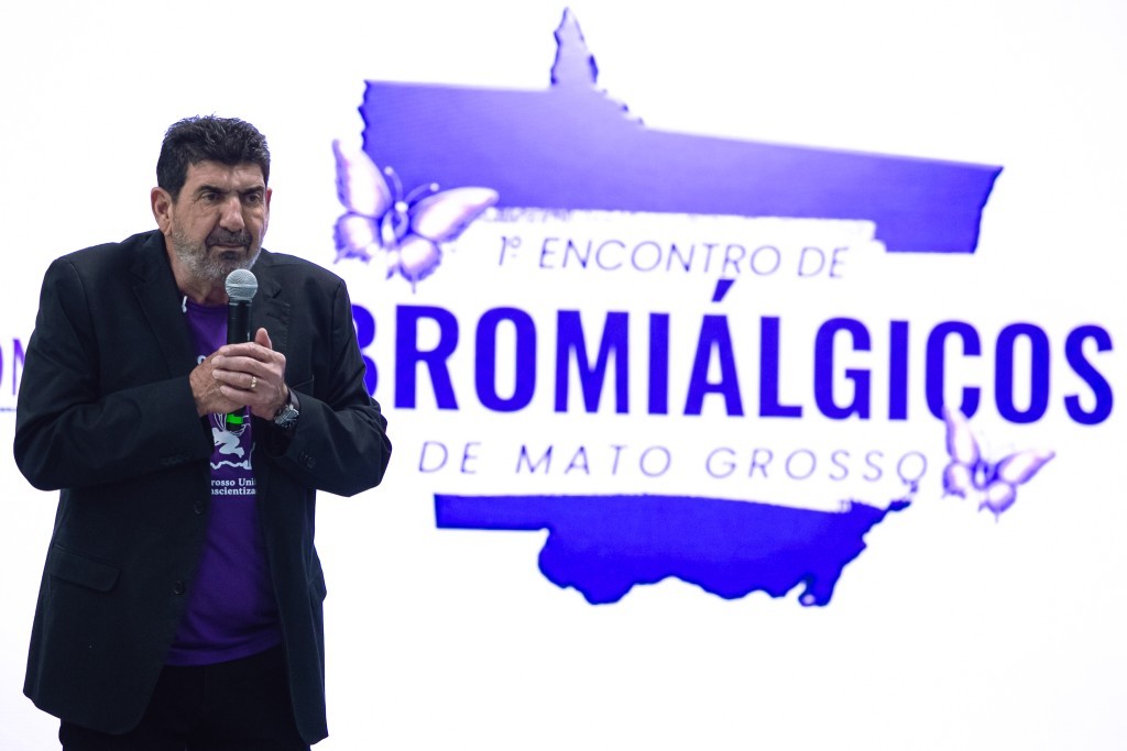 Dr. João anuncia implantação em MT da carteira digital durante 1º Encontro de Fibromiálgicos