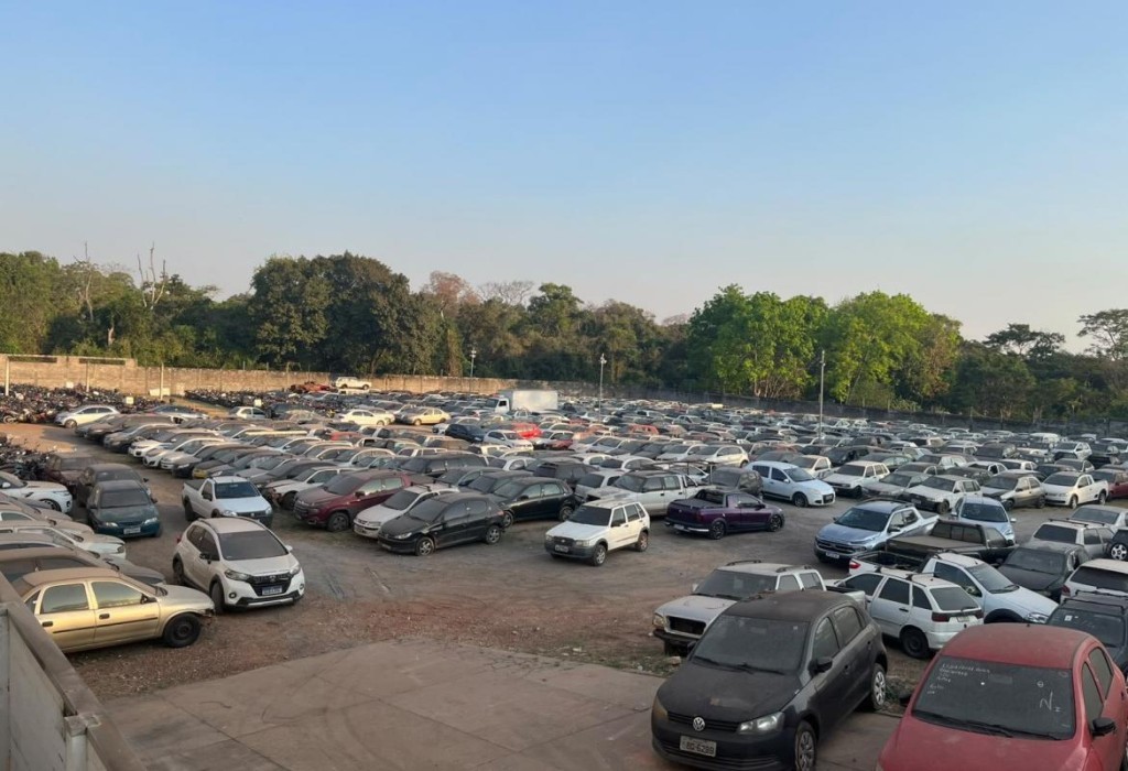 Semob realiza o 4º leilão do ano com 1.065 veículos disponíveis 