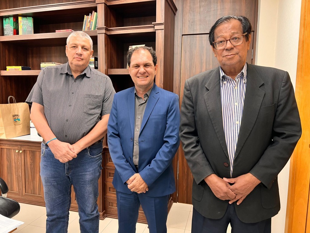 Deputado estadual Chico Guarnieri discute pauta de expansão universitária da UFMT