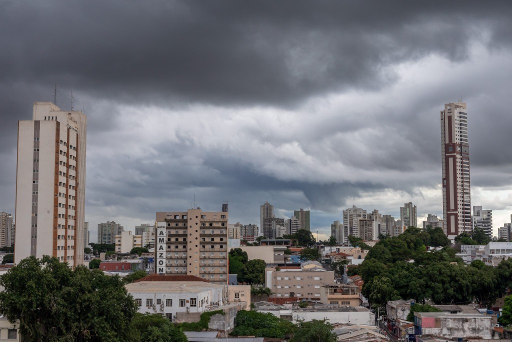Prefeitura prepara ação para atender população vulnerável durante frente fria em Cuiabá