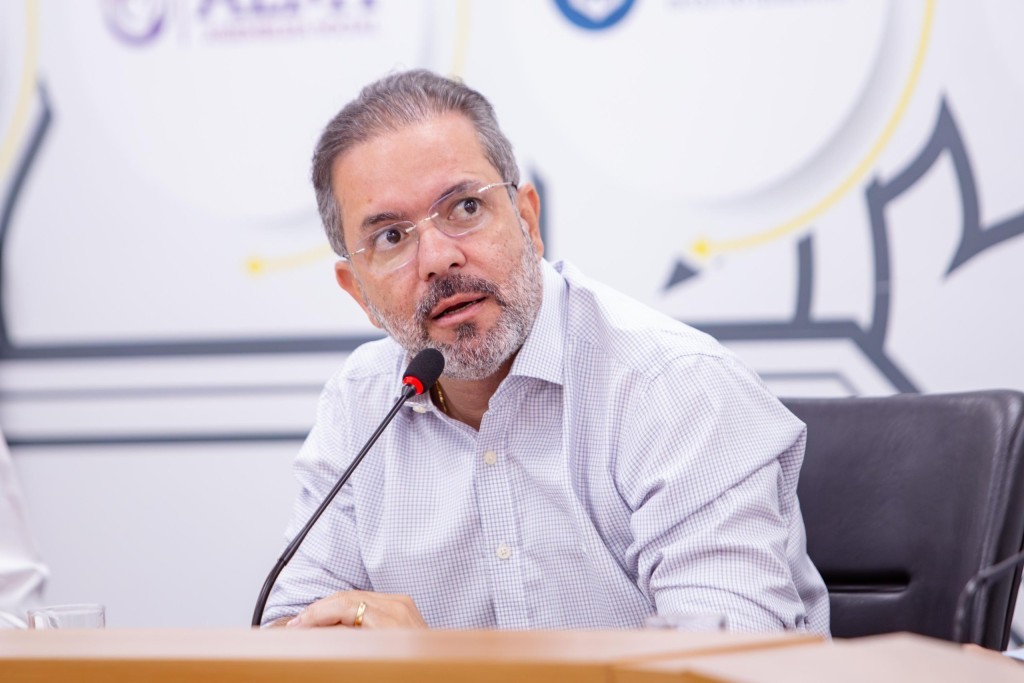 Projeto de Lei prevê responsabilização de alunos e pais por danos ao patrimônio escolar