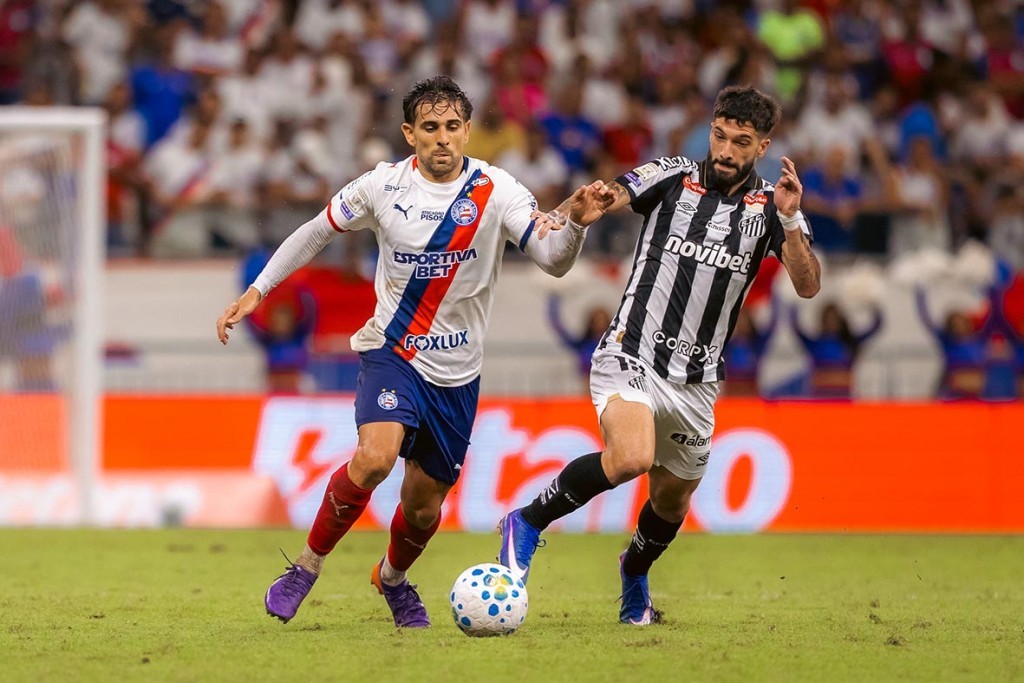 Santos abre vantagem, mas Bahia reage e busca empate na Fonte Nova