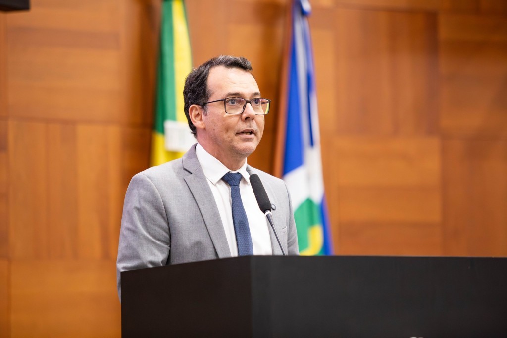 Lúdio Cabral apresenta emenda para pagar parte das RGAs atrasadas